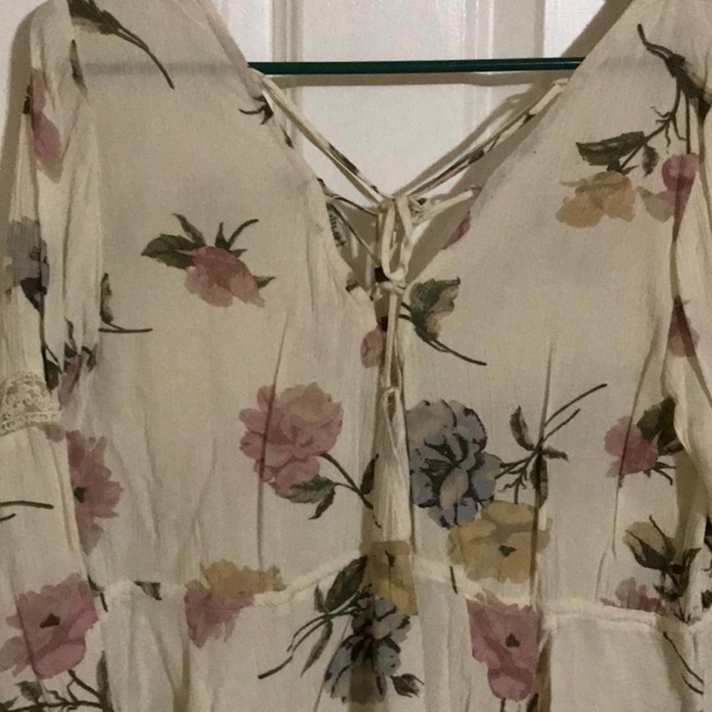 New Floral Hippie Style top - Picture 6 of 6